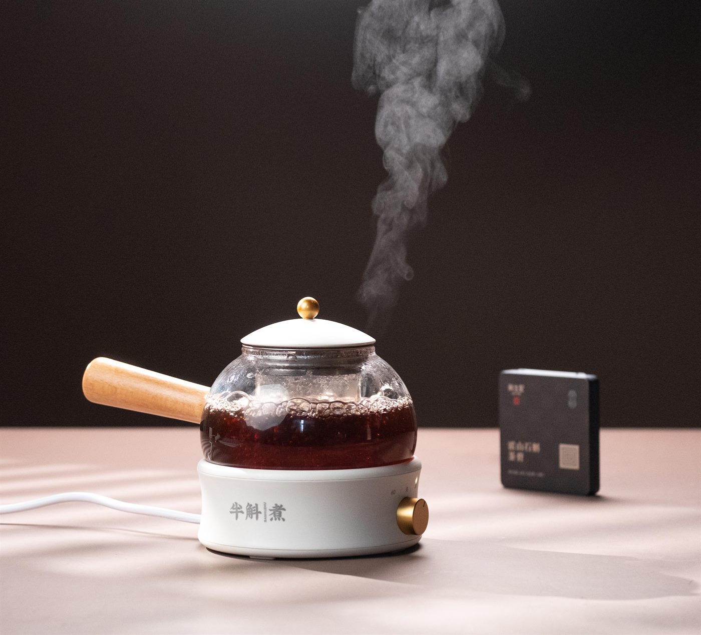 石斛茶膏煮饮茶壶场景